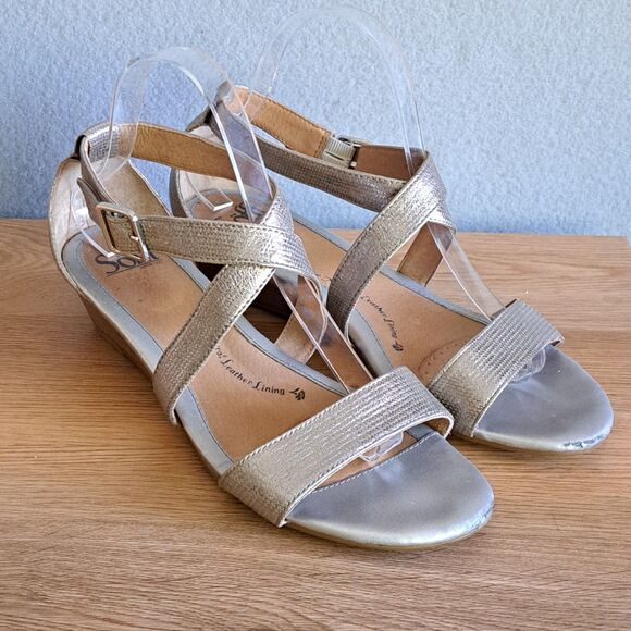 Sofft Women’s 41 EU 9.5 Metallic Silver Leather Strappy Open Toe Buckle Sandals - Picture 1 of 13